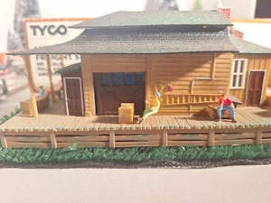 TYCO #906. LIGHTED FREIGHT STATION - Picture 1 of 20