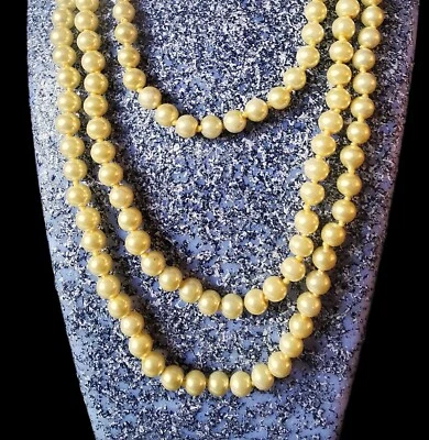 Kette Perlen Muschelkern cremegolden schimmernd edel vielseitig 1,18m lang 54g - Bild 1 von 4