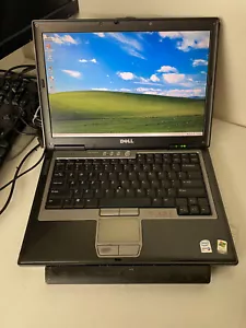 Dell D620 Laptop 1.66ghz 1GB RAM 80GB HDD Win XP RS232 #753B1 - Picture 1 of 9