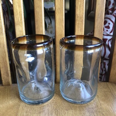 Juego de 2 copas de cóctel de bola alta pellizcadas de vidrio soplado México mexicano borde ámbar Foto 1 de 4
