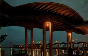 BILOXI,MS Broadwater Beach Hotel Harrison County Mississippi - Picture 1 of 2