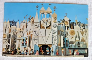 Vintage Disneyland Anaheim postcard It's A Small World - Picture 1 of 2