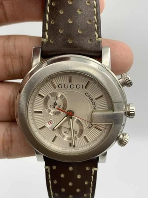 gucci original men watch luxury YA101339 quartz 101M chrono swiss 45 mm vhtf - Image 1 of 4