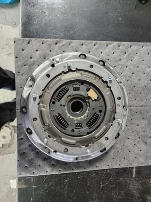 Nuevo Embrague OEM (caja abierta) Ford Focus Ford Fiesta DPS6 Motorcraft F1FZ-7B546-B Foto 1 de 4