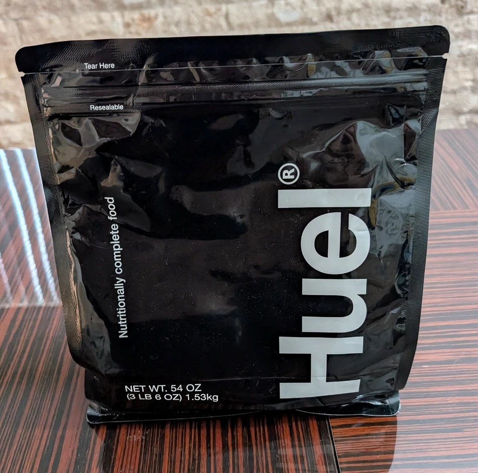 Huel Black Vanilla 40g – Vegan Protein 17 Servings - NOT EXPIRED (exp. 02/26)