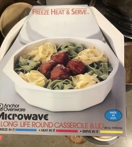 Anchor  Hocking  Freeze Heat & Serve Microwave 48 oz. Casserole w/ Lid Round - Picture 1 of 4
