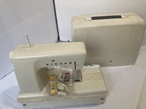Vintage Singer The Little Touch and Sew Sewing Machine Model 67A23 - Picture 1 of 7