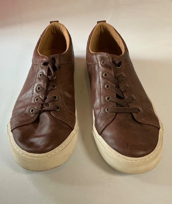 Tênis Old Navy masculino tamanho 5 couro marrom usado - Imagem 1 de 4