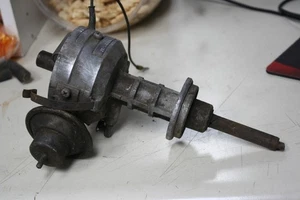 Mopar Distributor 2875342 1968 Dodge Plymouth Chrysler 318 V-8 - Picture 1 of 10