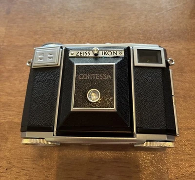 Cámara Zeiss Ikon Contessa vintage con estuche de cuero, lentes, trípode, sin probar Foto 1 de 4