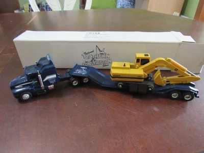 ERTL #9715 1/64 MIDWEST SPECIALIZED TRANSPORTATION TRACTOR/TRAILER  - NIB - Image 1 of 4