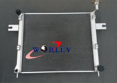 Radiador de aluminio para Jeep Grand Cherokee & Commander 3.7 4.7 6.1 2006-10 Foto 1 de 4