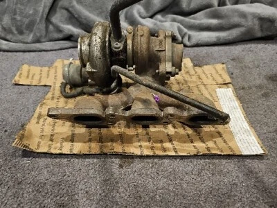 Оригинальный правый выпускной коллектор 6 турбокомпрессоров для Volvo XC90 2002-2005 годов выпуска - Изображение 1 из 4