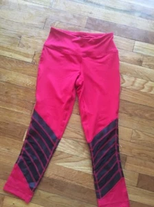Leggings 90 grados por reflejo talla XS color verdadero bolsillos carmesí Capri CW67180 - Imagen 1 de 12