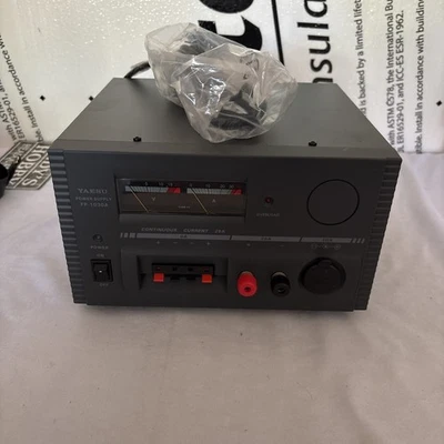 Fuente de Alimentación YAESU FP-1030A 110V 30A con METROS Nueva Caja Abierta Foto 1 de 4