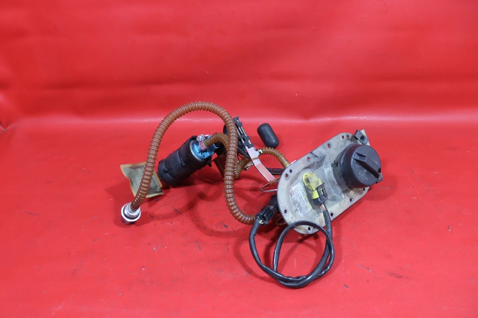 2007 HARLEY-DAVIDSON ELECTRA GLIDE ULTRA CLASSIC FLHTCUSE FUEL GAS PUMP W/ FLOAT Foto 1 de 4