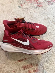 Size 8 - Nike Air Zoom Pegasus 41 OU Oklahoma Sooners Running Shoes - Picture 1 of 7