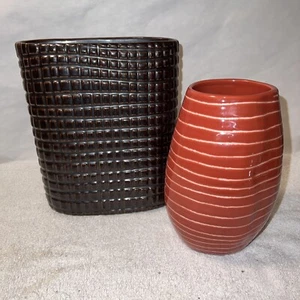 (2) Crate and Barrel Barbara Eigen ceramic vases modern contemporary EUC - Picture 1 of 12