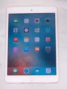 Apple iPad Mini A1432 Silver 16GB - WIFI ONLY **** MINT CONDITION **** - Picture 1 of 2