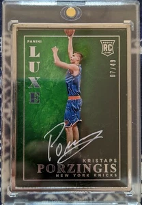 KRISTAPS PORZINGIS ROOKIE AUTO! LUXE - ON CARD GREEN /49 - Picture 1 of 4