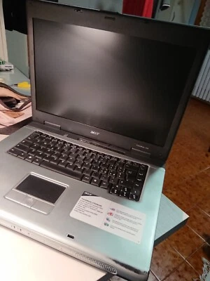 Acer TravelMate 2700 notebook - Immagine 1 di 4