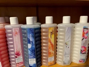 Avon  3 X 500 MLS Avon MIXED Bubble Bath  all DIFFERENT - Picture 1 of 3