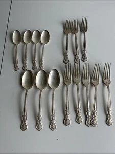 Cubiertos surtidos de 15 piezas vintage Wm Rogers plateados - Imagen 1 de 4