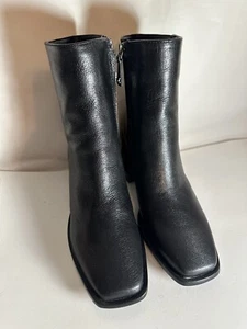 NWB Sam Edelman Black Winnie Square Toe High Heel Ankle Boots Size 6.5M Classy - Picture 1 of 11