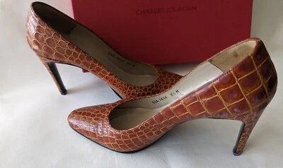 Zapatos de salón Charles Jourdan Paris diseño jacquard tacón de aguja cuero talla 8,5 M Foto 1 de 4