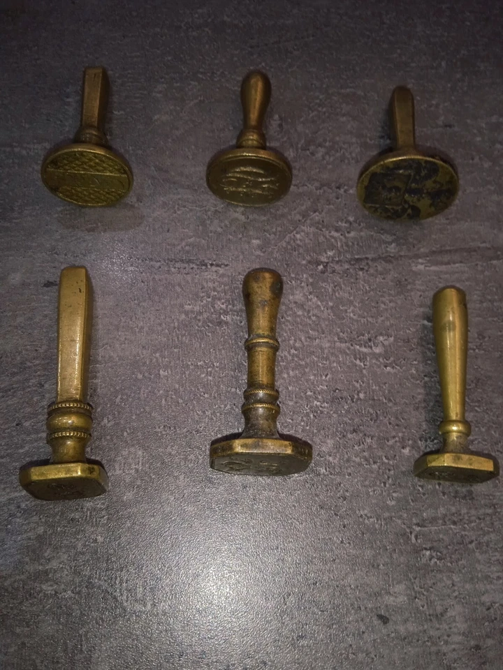 collection of 6 pieces of brass  antique victorian seal - Image 1 of 4