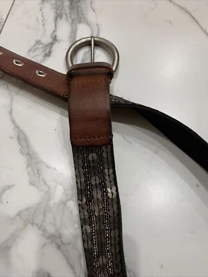 CINTURÓN VAQUERO FOSSIL LENTEJUELAS Y CUERO TOSTADO CON CUENTAS - MUY INUSUAL - TALLA M Foto 1 de 4
