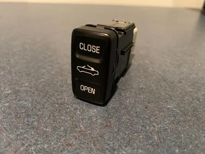 04-08 OEM Toyota Solara Convertible Superior Cierre Abierto Interruptor Botón Foto 1 de 3