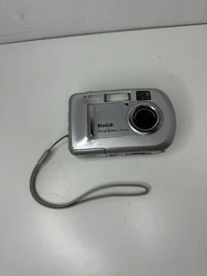 Kodak EasyShare CX7300 3.2 MP Digital Camera Silver 37mm FOR PARTS - Image 1 of 4