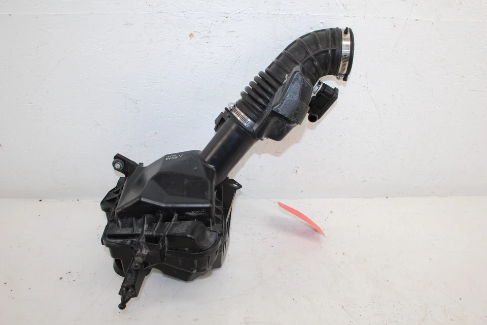 2011-2015 英菲尼迪 Q60 G37 Coupe 左空气盒 带软管 原始设备制造商 — 第 1/4 张图片