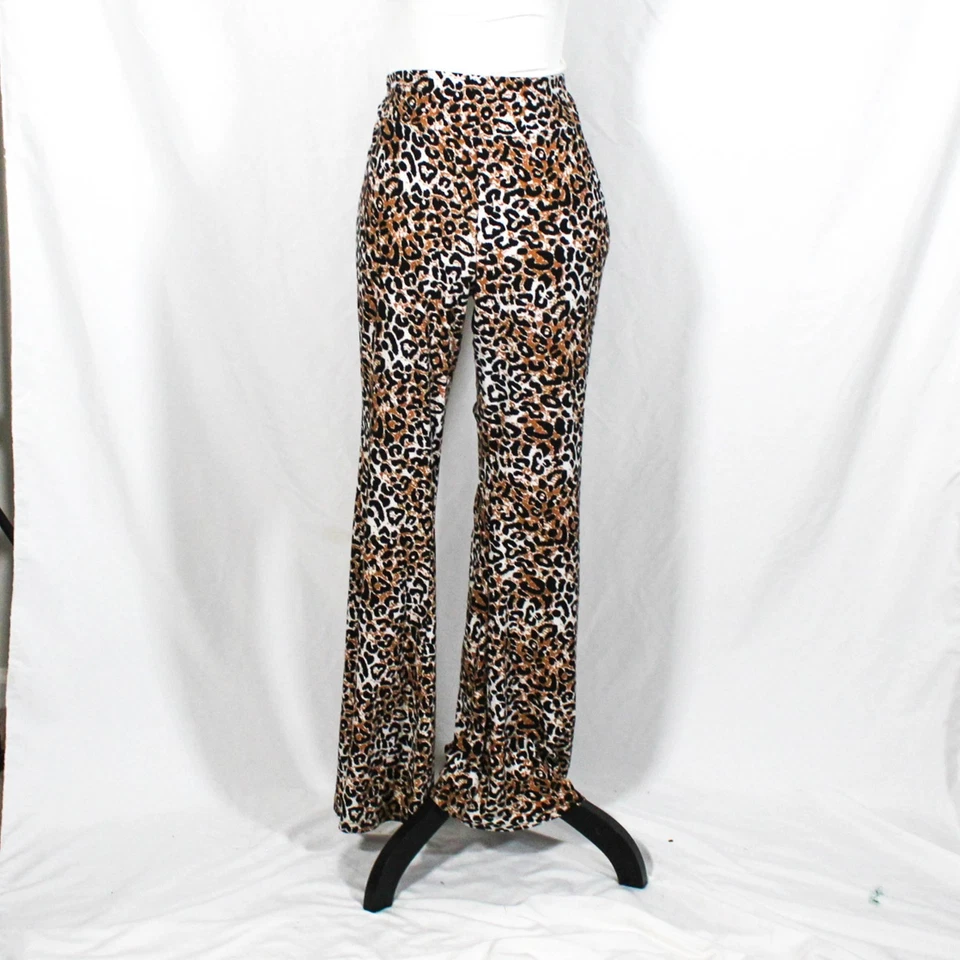 Pantalones acampanados con estampado de leopardo No Boundaries - Juniors Plus XXL, estilo Pull-On Foto 1 de 4