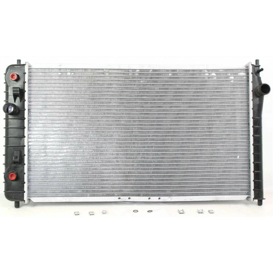 Radiador 4CYL 2.2/2.4L A/T (2518) se adapta a Chevrolet Cavalier 2002 2003 2004 2005 Foto 1 de 2