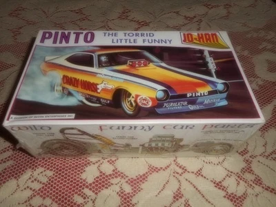 KIT MODELO PLÁSTICO PEQUEÑO DIVERTIDO JO-HAN GC-3200, 1/25 PINTO THE TÓRRID Foto 1 de 4