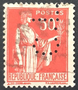 France - 1932-39 Scott #267 Republique Francaise 50c  Rose Red - CT PERFIN - Picture 1 of 3