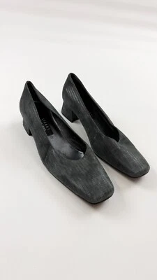 Zapatos de salón Stuart Weitzman color topo para mujer 10 gris tacón bloque cómodos punta cuadrada sin cordones Foto 1 de 4