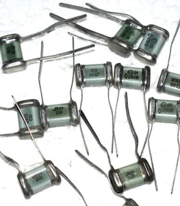 Condensadores de mica 130 pF 250 V plateados.SGM-1. Lote de 20. Nuevo - Imagen 1 de 2