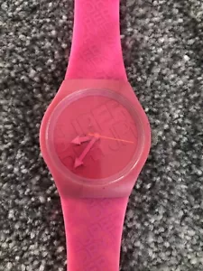 Ladies Superdry Wrist Watch In A Pink Silicon Rubber Case And Watch Strap - Picture 1 of 11