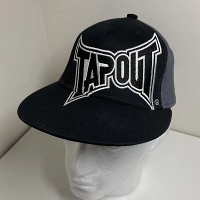 Gorra Tapout Para Hombres Grande/XL Ajustada Negra Gris MAA Lucha Deletrear Logo Foto 1 de 4