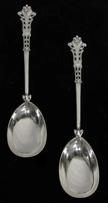 ЗАМЕЧАТЕЛЬНАЯ ПАРА 1906 ШЕФФИЛД СЕРЕБРО 9 1/8» СЕРВИРОВОЧНЫЕ ЛОЖКИ - Изображение 1 из 4