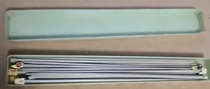 SELECTION of VINTAGE KNITTING NEEDLES in CASE (9 pairs) - Picture 1 of 5