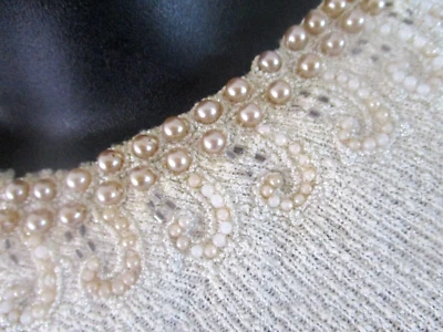 Vintage Cream/Ivory Pullover Top Raglan Sleeves  Bead Accents  Size M - Image 1 of 4