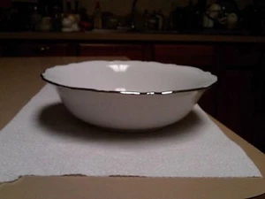 BAVARIA GERMANY JOHANN HAVILAND CHIPPENDALE SILVER TRIM LARGE 9" SERVING BOWL - Picture 1 of 4