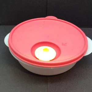 Tupperware 2640A-2, 2649A-3 Mircowave Trasparente Riscaldabile con Coperchio Ventilato 4,25 Tazze - Foto 1 di 5
