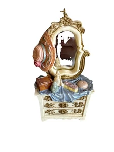 Vintage viktorianische Eitelkeit Kommode Ornament Spiegel Hut Parfüm Harz hängend - Bild 1 von 5