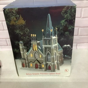 Iglesia Catedral 8.5" Dickens Recuerdo Iluminado Navidad Porcelana Casa Pueblo - Imagen 1 de 13