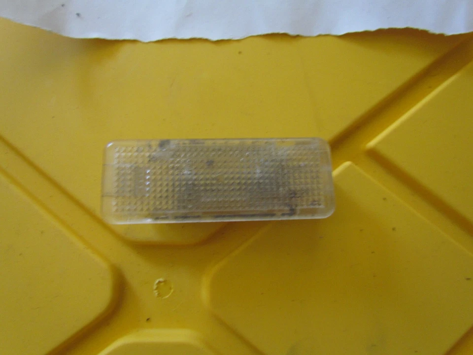 BMW M5 2000-2003 - Luz interior 8363604 para BMW X5 BMW Foto 1 de 2